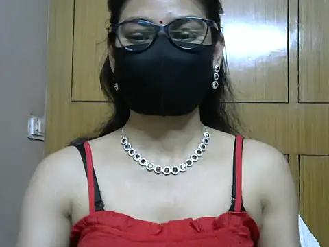 Snapshot of Fairy_Pie chatting on 5, 3, 2026 Fairy Pie online show from 5, 3, 2026