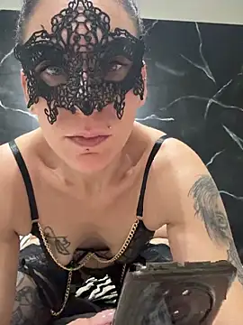 darkangel8672 online show from 21, 12, 2025