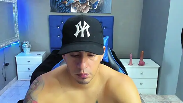 TeylorTompson online show from 7, 11, 2025