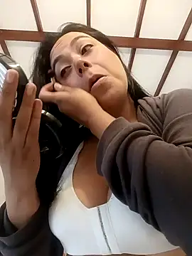 LorieFerrer online show from 4, 2, 2025