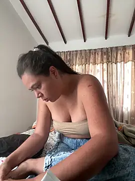 LorieFerrer online show from 4, 5, 2026