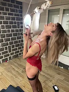 samia42 online show from 12, 4, 2026