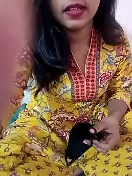 Sexy Divya   online show from 24, 11, 2025