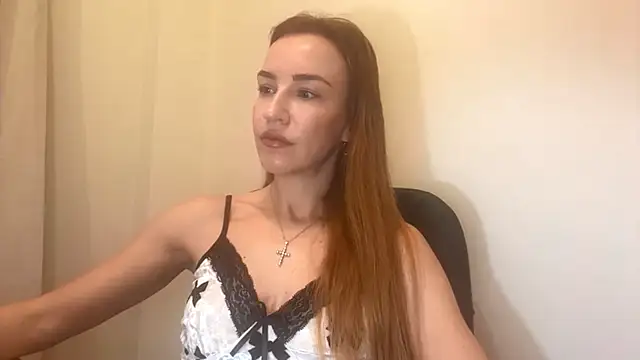 Nyxelia  online show from 5, 12, 2025