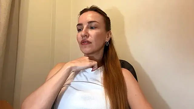 Nyxelia  online show from 23, 12, 2025