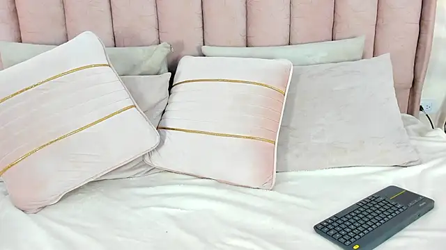 caro gemm online show from 18, 11, 2025