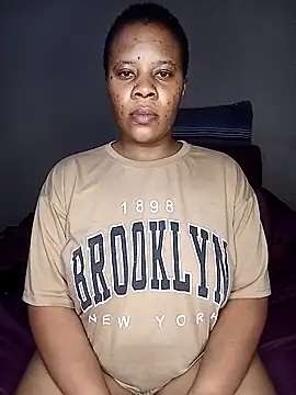 Snapshot of Emmylove-xr25 chatting on 24, 2, 2026 Emmylove-xr25 online show from 24, 2, 2026