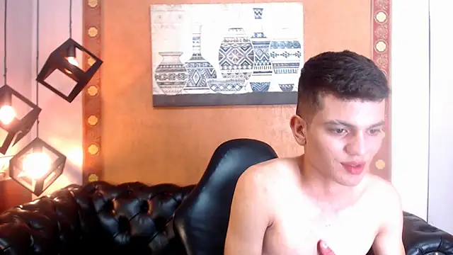 Snapshot of Lucian_Mills chatting on 8, 11, 2025 Lucian Mills online show from 8, 11, 2025