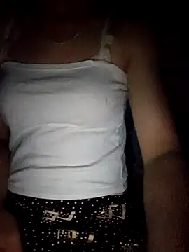 Lynn-122 online show from 11, 4, 2026