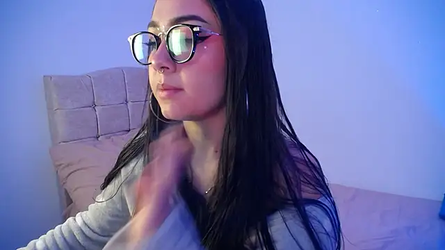  Pariiss online show from 15, 4, 2026