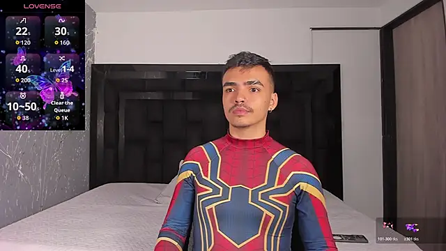 Snapshot of NicoKingg_ chatting on 15, 11, 2025 NicoKingg online show from 15, 11, 2025