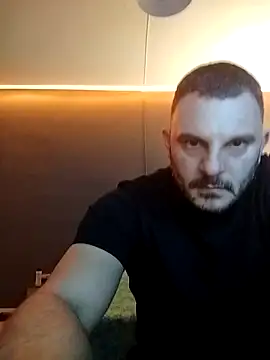 yourgentleman88 online show from 14, 11, 2025