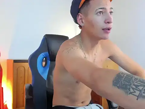 Snapshot of nick_nizz chatting on 13, 11, 2025 nick nizz online show from 13, 11, 2025