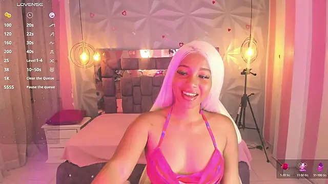 Saloome collins online show from 12, 11, 2025