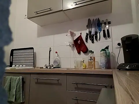 Olifesse online show from 6, 3, 2026