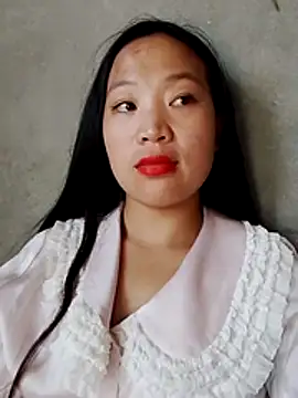 Snapshot of Yumiik2kk chatting on 15, 11, 2025 Yumiik2kk online show from 15, 11, 2025