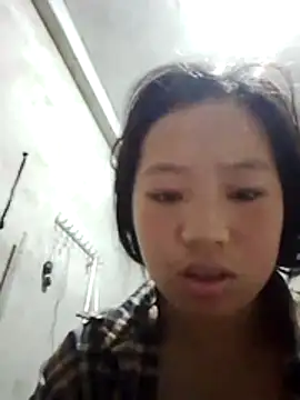 Yumiik2kk online show from 3, 12, 2025