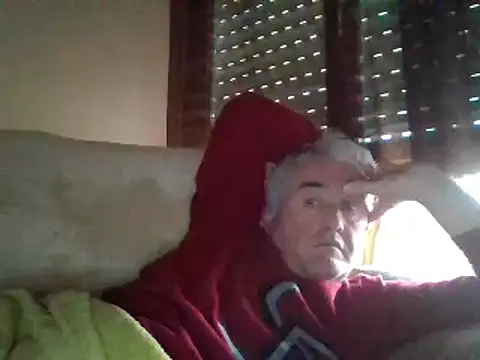 Snapshot of Cumlover5534 chatting on 25, 12, 2024 Cumlover5534 online show from 25, 12, 2024