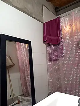 Snapshot of 1milfemma chatting on 14, 11, 2025 1milfemma online show from 14, 11, 2025