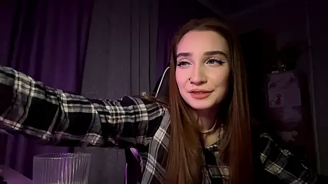 HollyPaw online show from 28, 11, 2025