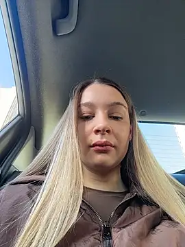 SashaCatt online show from 2, 4, 2026