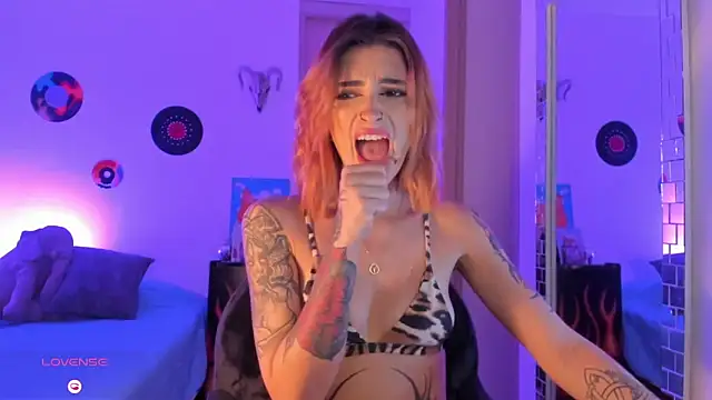 Snapshot of rotwallace chatting on 17, 1, 2026 rotwallace online show from 17, 1, 2026