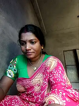 Snapshot of vipmonalisha chatting on 19, 11, 2025 vipmonalisha online show from 19, 11, 2025