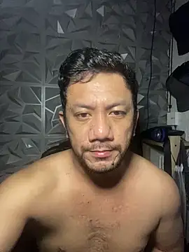 Snapshot of Poyslams chatting on 8, 11, 2025 Poyslams online show from 8, 11, 2025