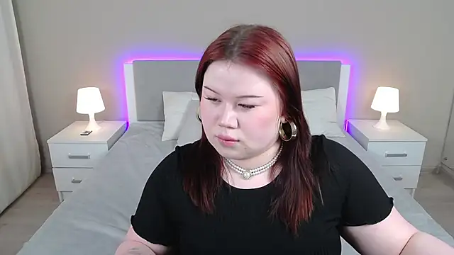 Snapshot of EvaNova_ chatting on 6, 5, 2026 EvaNova online show from 6, 5, 2026