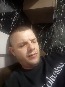 Snapshot of Saddamzaid1985 chatting on 4, 5, 2026 Saddamzaid1985 online show from 4, 5, 2026