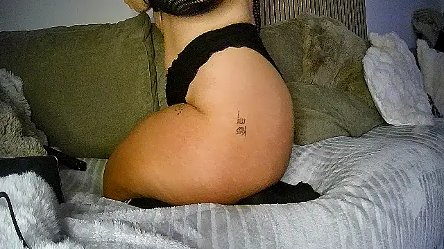 Snapshot of lorenarowena chatting on 20, 2, 2026 lorenarowena online show from 20, 2, 2026