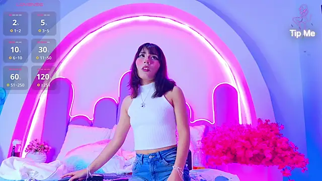 BunnySexyy18 online show from 17, 4, 2026