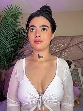 Snapshot of _Naomi_Fox_ chatting on 10, 1, 2026 Naomi Fox online show from 10, 1, 2026