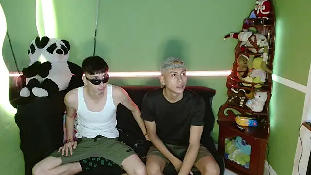 Snapshot of Kurt_williams1 chatting on 1, 12, 2025 Kurt williams1 online show from 1, 12, 2025