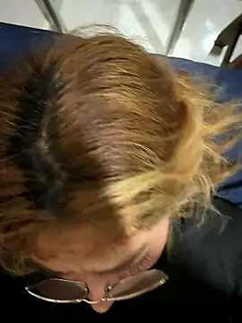 latinahorny11 online show from 1, 12, 2025