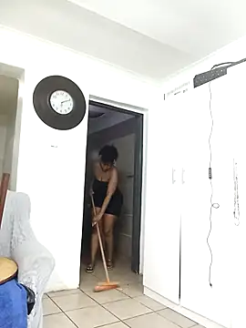 HipsDontLieX95 online show from 5, 12, 2025