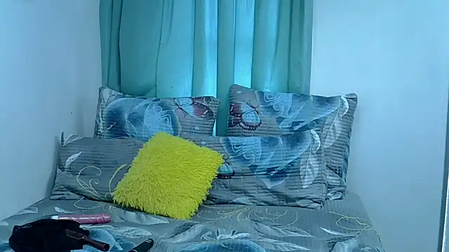 HipsDontLieX95 online show from 17, 12, 2025