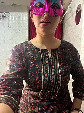 Red Queen 11 online show from 23, 11, 2025