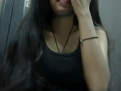 SEXY PRIYA83 online show from 25, 3, 2026
