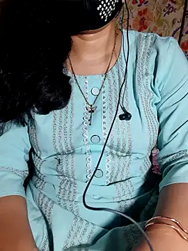 HotGirl23231 online show from 18, 5, 2026