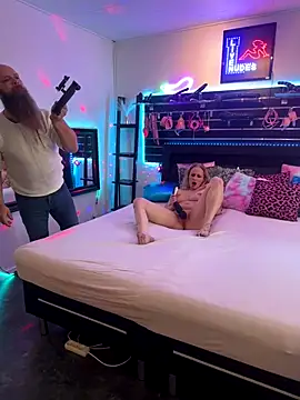 Blondiebitch dk online show from 15, 11, 2025