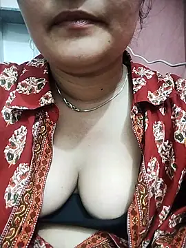 minni64207 online show from 19, 5, 2026