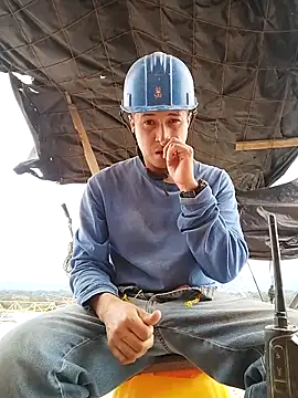 Snapshot of Roquinte chatting on 17, 12, 2025 Roquinte online show from 17, 12, 2025