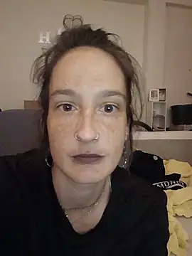 Snapshot of AnonymeCmoi chatting on 7, 6, 2026 AnonymeCmoi online show from 7, 6, 2026