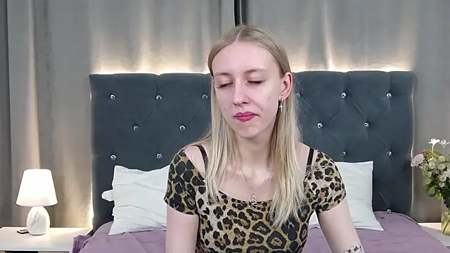 RachaelCute online show from 17, 4, 2026