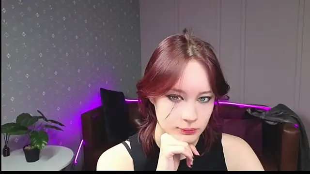 Annie Way online show from 19, 12, 2025