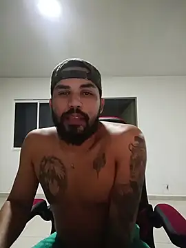 Snapshot of lucasanger chatting on 11, 11, 2025 lucasanger online show from 11, 11, 2025