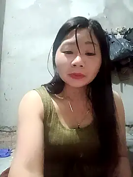 Snapshot of vangkt-cute chatting on 3, 5, 2026 vangkt-cute online show from 3, 5, 2026