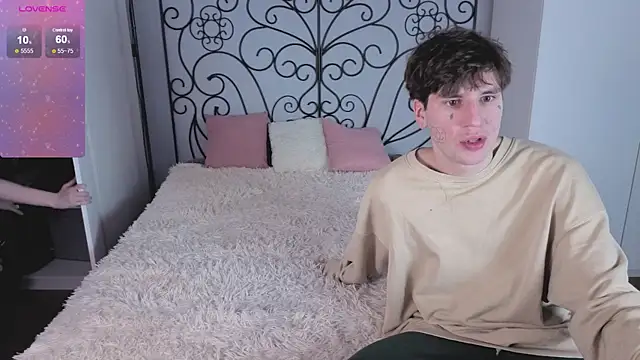 Danny loves Mary online show from 20, 12, 2025