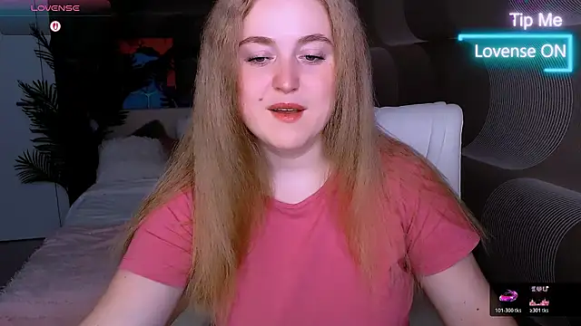 Kate Moan online show from 23, 11, 2025